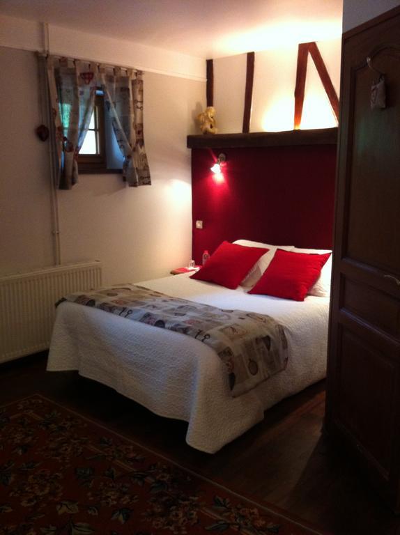 Hotel Ferme Des Chartroux Maresville Habitación foto